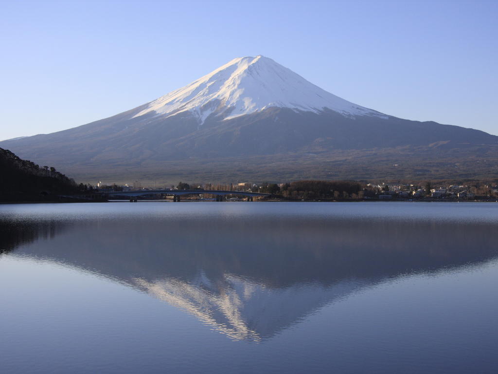 ホテル ガストホフ メラージ 富士河口湖町 エクステリア 写真